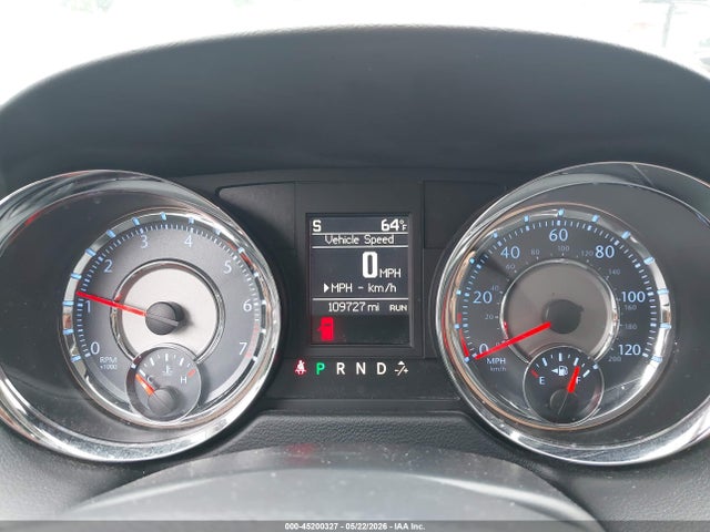 Chrysler Town & Country Touring