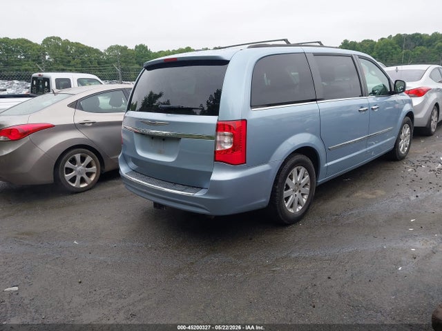 Chrysler Town & Country Touring