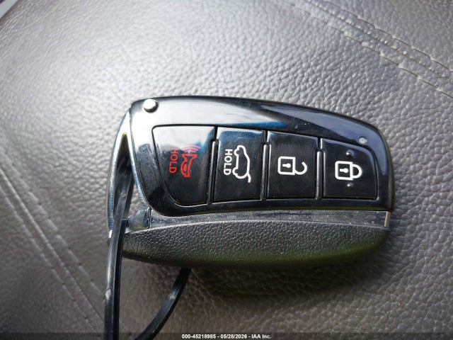 Hyundai SANTA FE Sport 2.0t