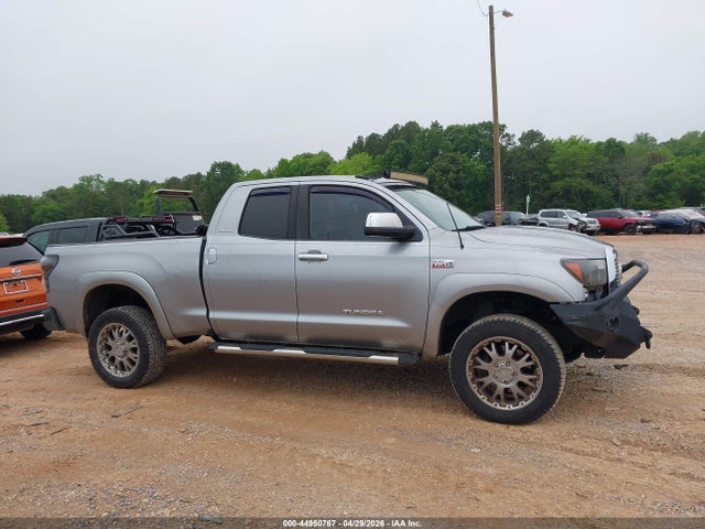 Toyota Tundra Limited 5.7l V8