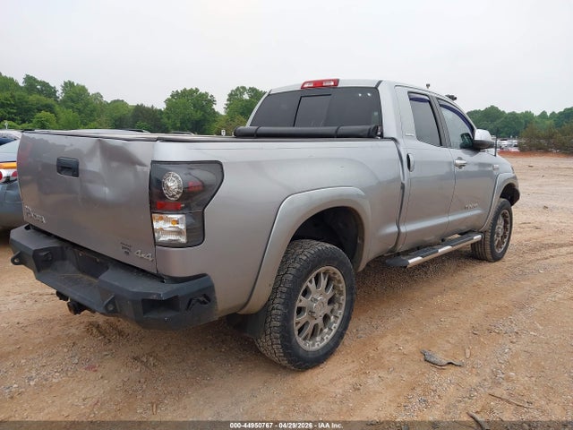 Toyota Tundra Limited 5.7l V8