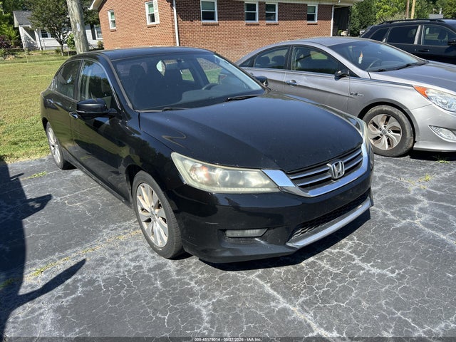 Salvage Honda Accord Image