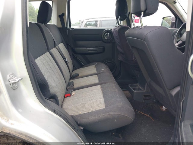 Dodge Nitro Se