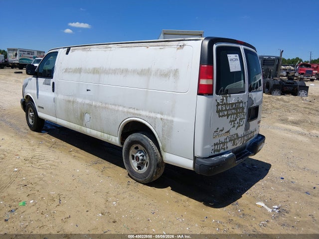 GMC Savana Standard