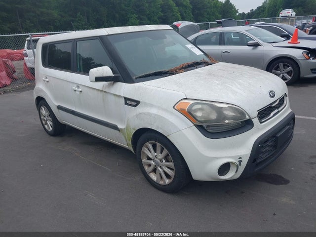 Salvage Kia Soul Image
