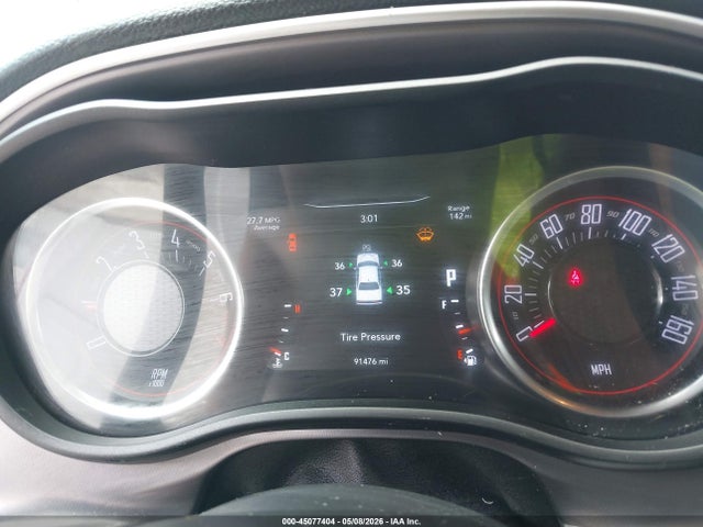 Dodge Challenger Sxt