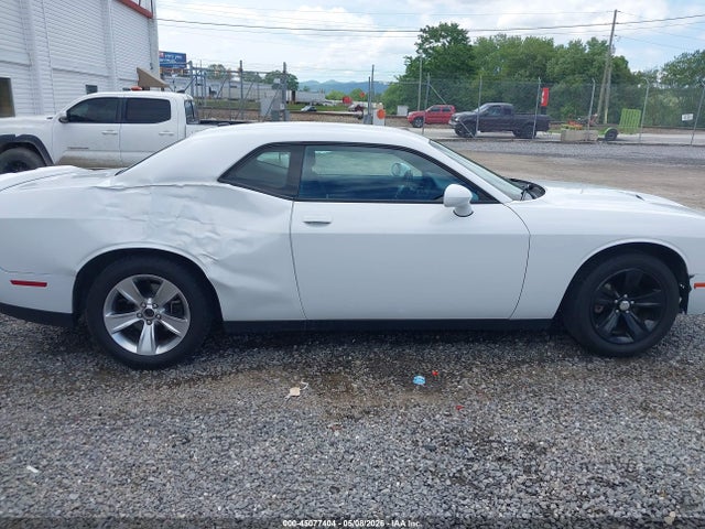 Dodge Challenger Sxt