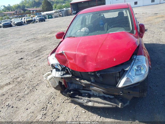 Nissan Versa 1.8sl