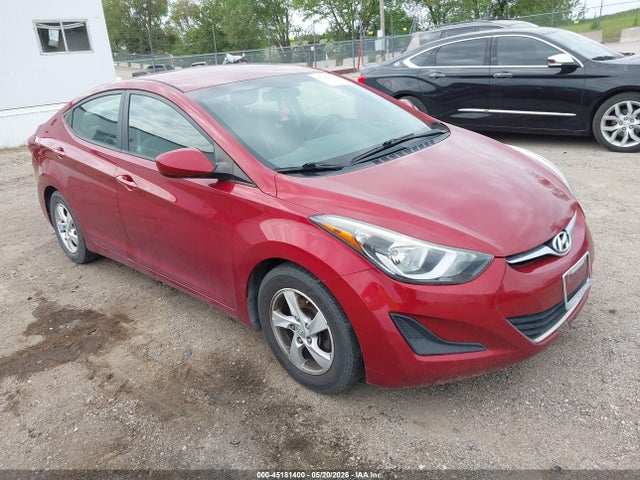 Salvage Hyundai ELANTRA Image