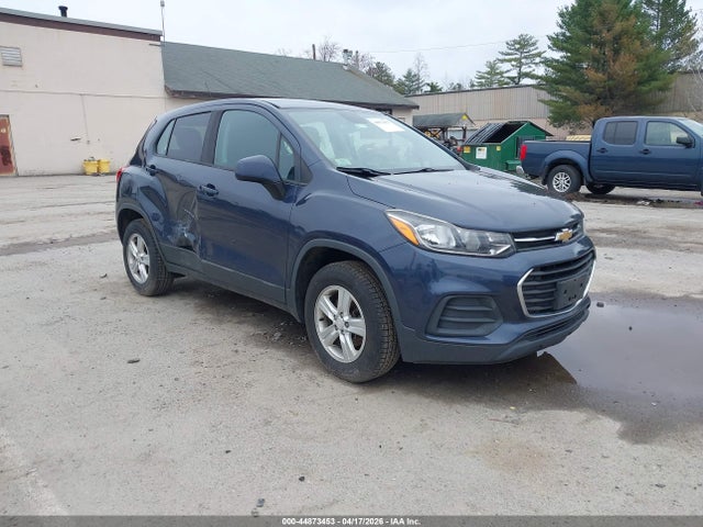 Salvage Chevrolet Trax Image