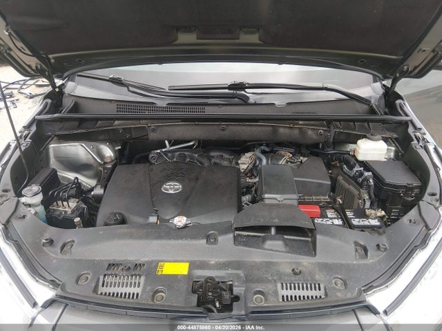 Toyota Highlander Le