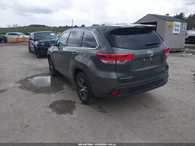 Toyota Highlander Le