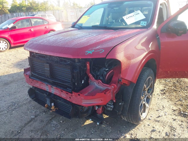 Ford Maverick Lariat