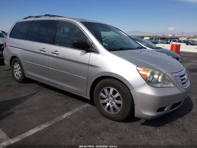 Salvage Honda Odyssey Image