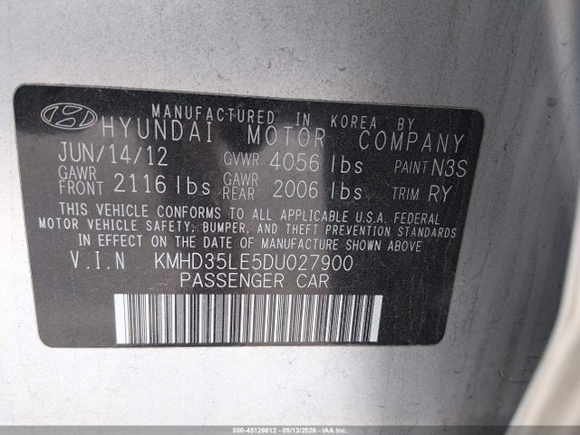 Hyundai ELANTRA