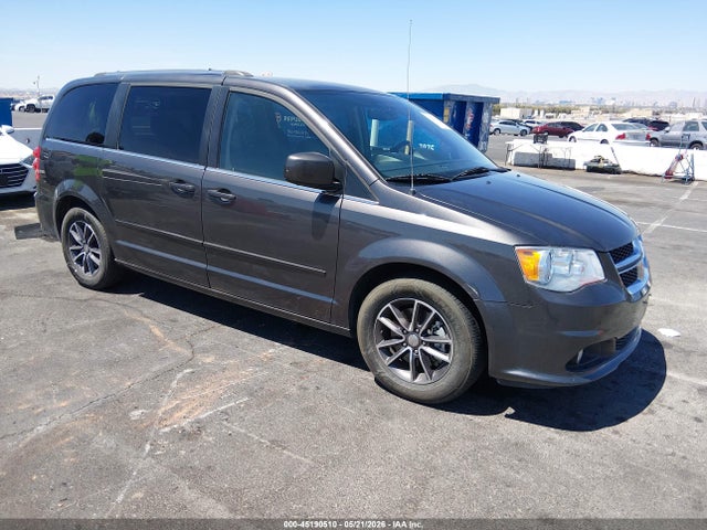 Salvage Dodge Grand Caravan Image