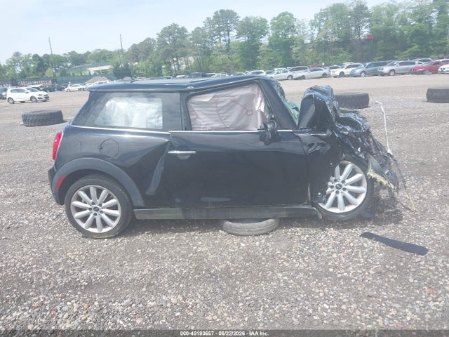 MINI Hardtop Oxford Edition