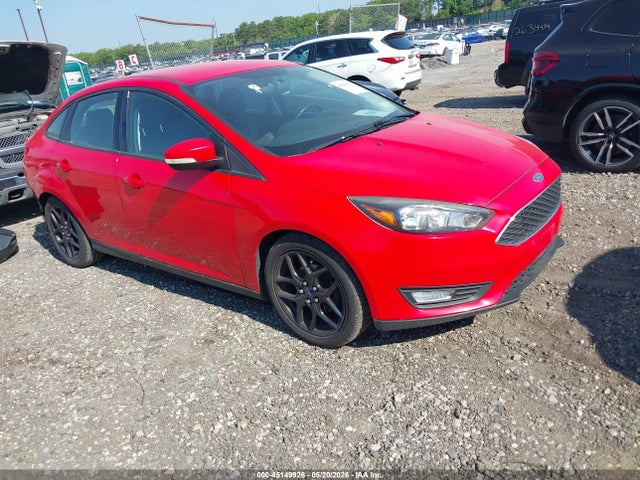 Salvage Ford Focus Image