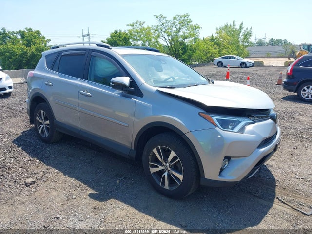Salvage Toyota RAV4 Image
