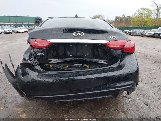 INFINITI Q50 3.0t Luxe