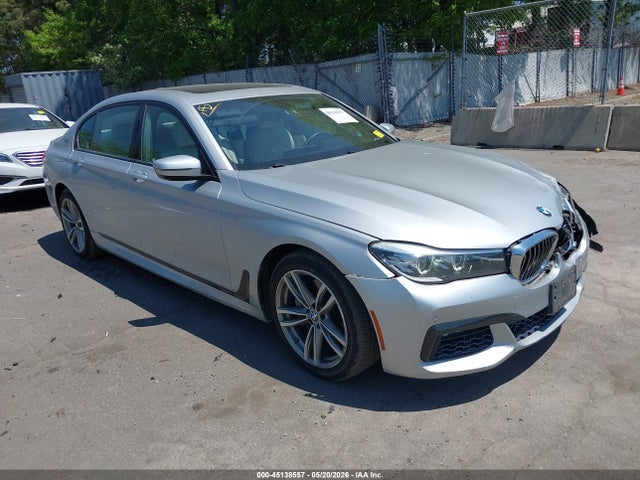 Salvage BMW 7 Series Image