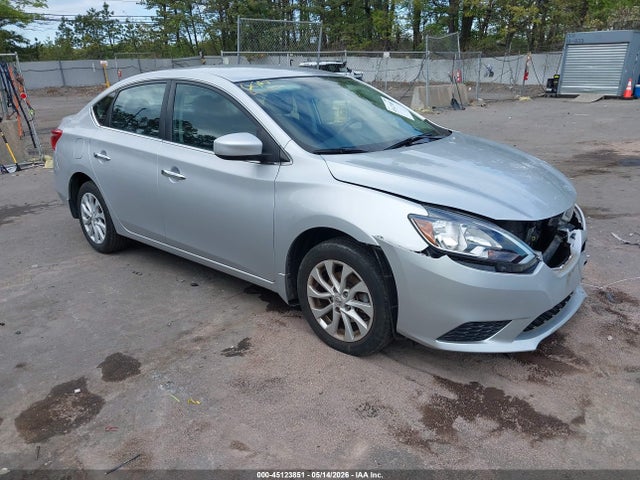 Salvage Nissan Sentra Image