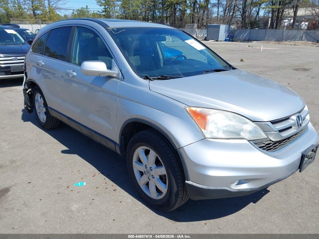 Salvage Honda CR-V Image