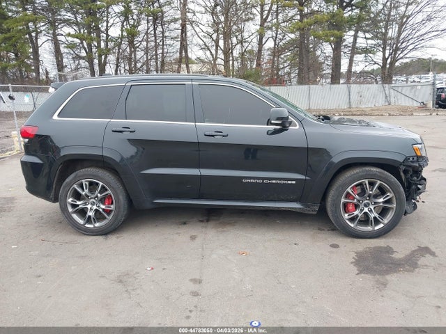 Jeep Grand Cherokee Srt8