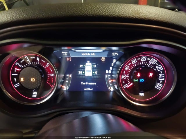 Dodge Challenger Sxt