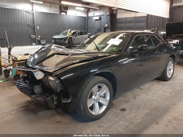 Dodge Challenger Sxt