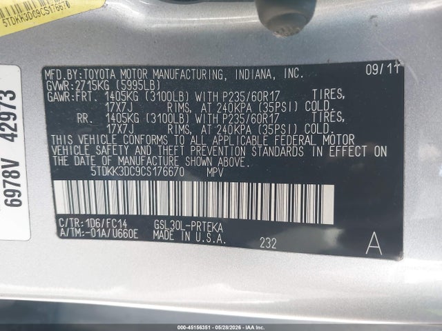 Toyota Sienna Le V6 8 Passenger