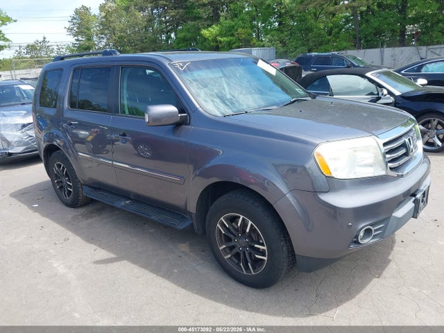 Salvage Honda Pilot Image