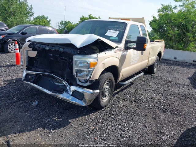 Ford F-250 Xl