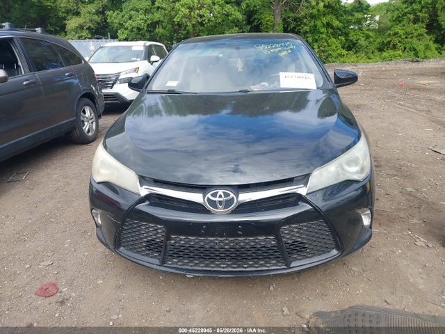 Toyota Camry Se