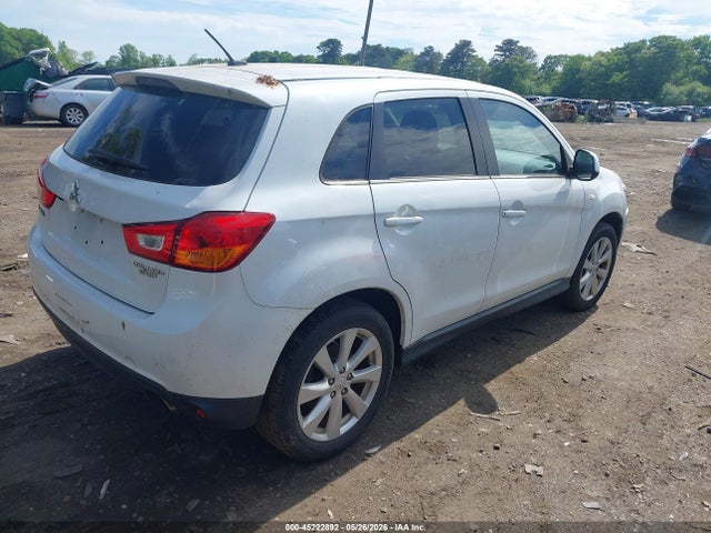 Mitsubishi Outlander Se