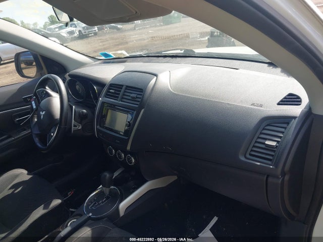 Mitsubishi Outlander Se