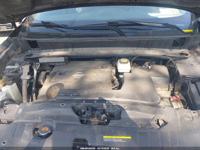 Nissan Pathfinder Sv