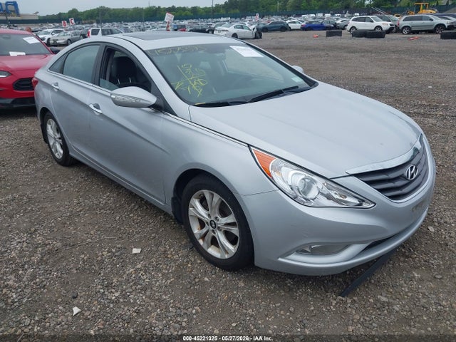 Salvage Hyundai SONATA Image