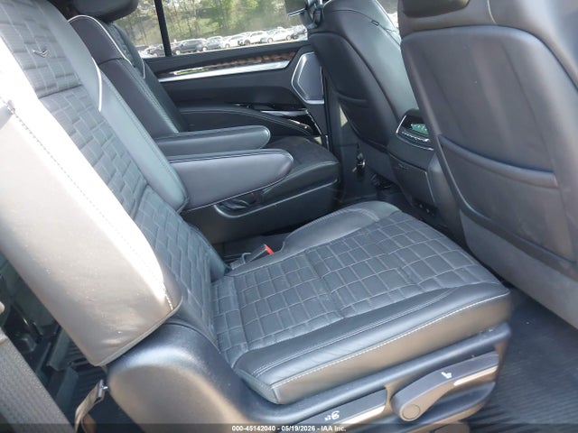 Cadillac Escalade Sport Platinum