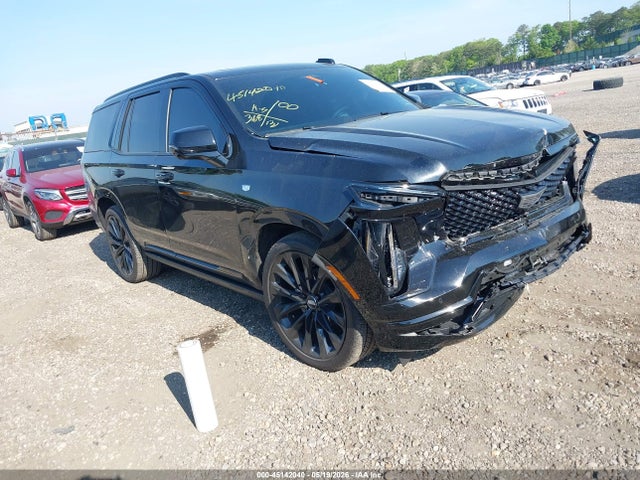 Salvage Cadillac Escalade Image