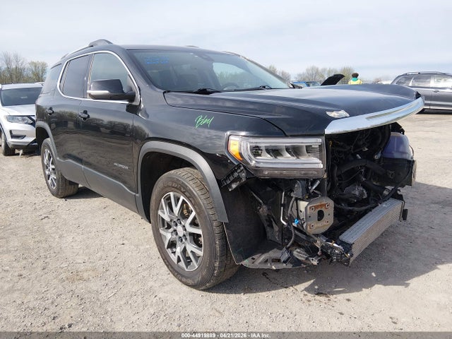 Salvage GMC Acadia Image