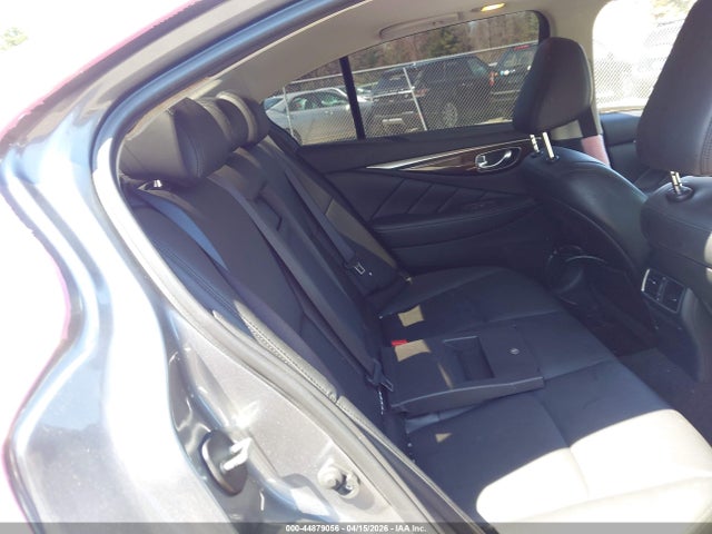 INFINITI Q50 3.0t Luxe