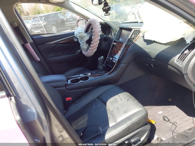INFINITI Q50 3.0t Luxe