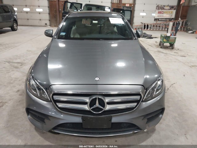 Mercedes-Benz E-Class 4matic