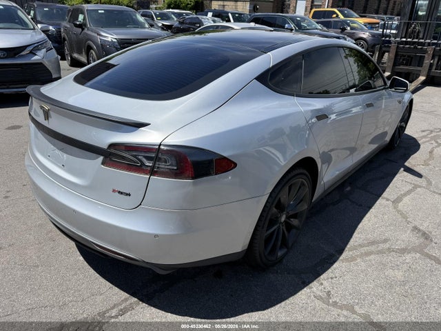 Tesla Model S Performance