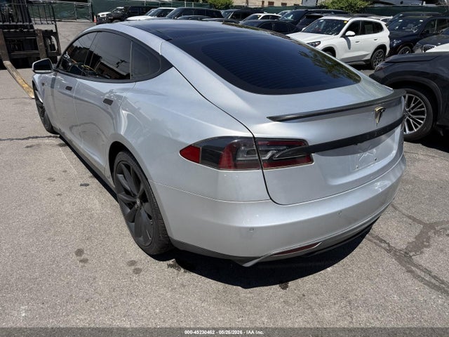 Tesla Model S Performance
