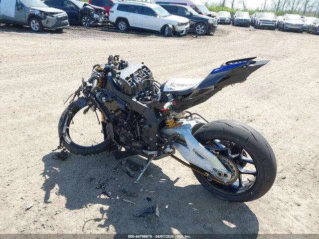 Yamaha Yzfr1m