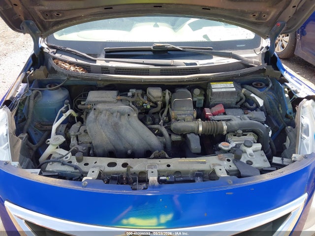Nissan Versa