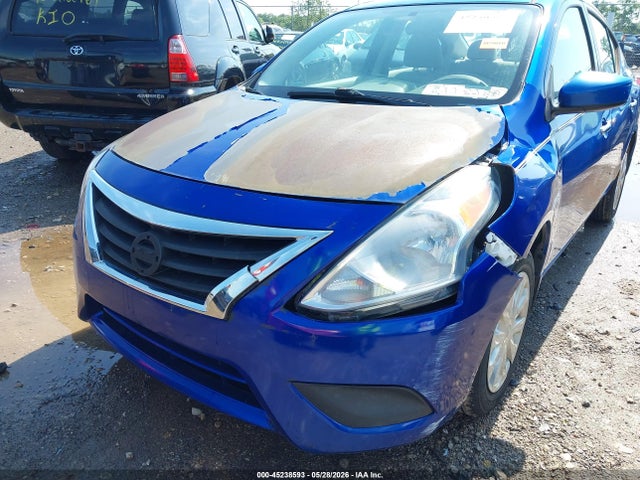 Nissan Versa