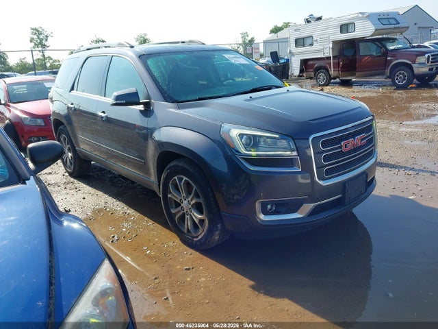 Salvage GMC Acadia Image